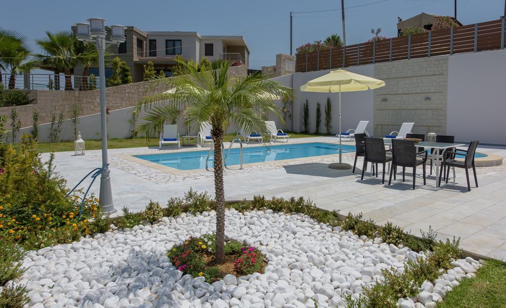Koukos Villas Stalos Phòng bức ảnh