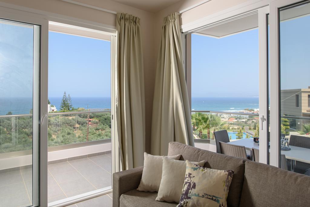Koukos Villas Stalos Phòng bức ảnh