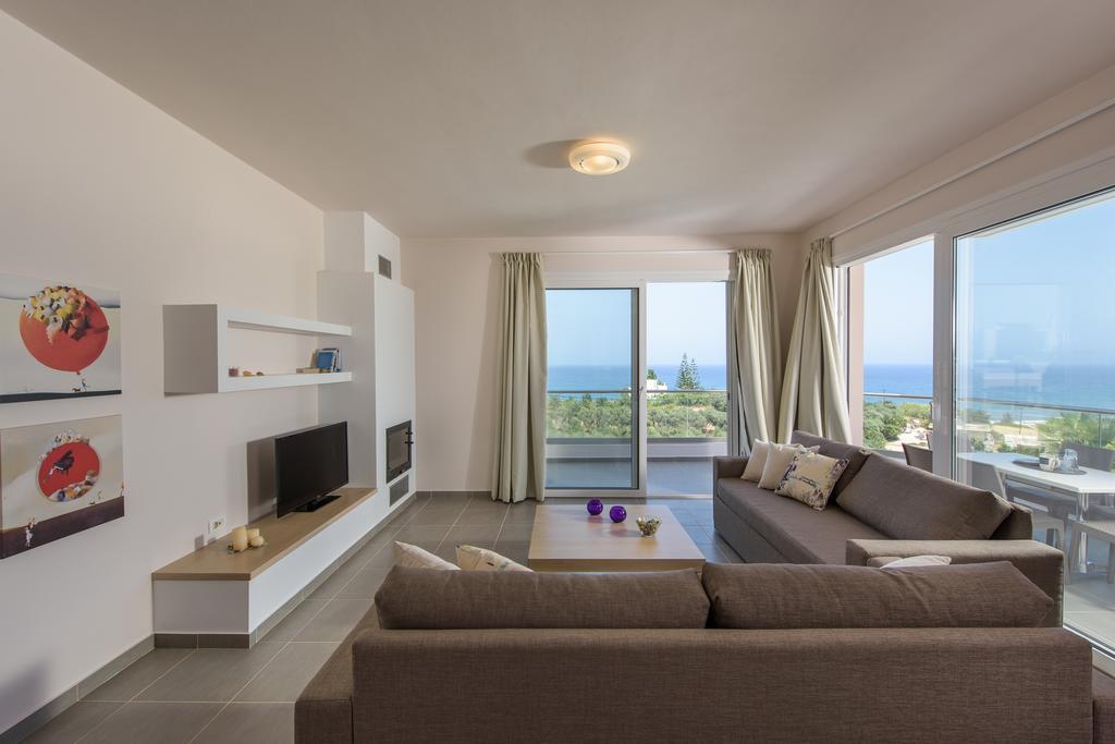 Koukos Villas Stalos Phòng bức ảnh