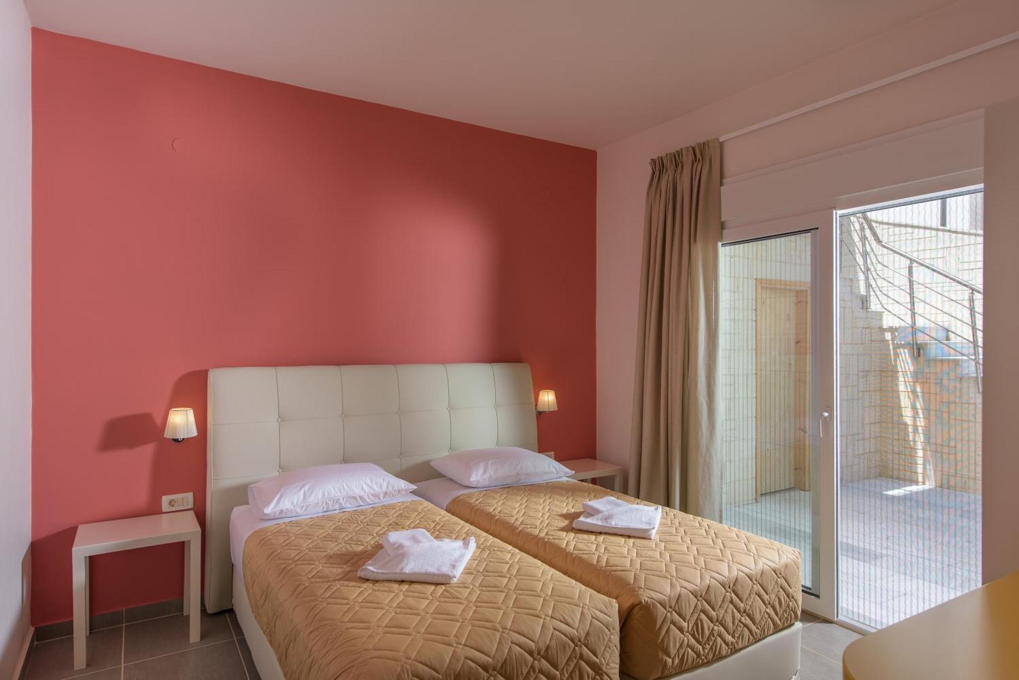 Koukos Villas Stalos Phòng bức ảnh